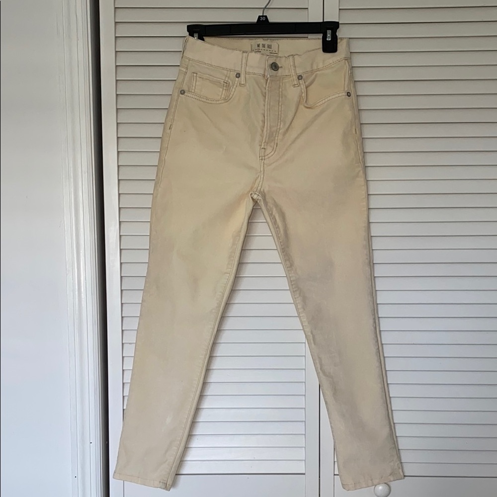 We The Free Cream High Rise Jeans Classic Style